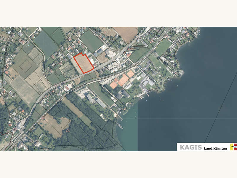 Baugrundstück in 9551  - 2