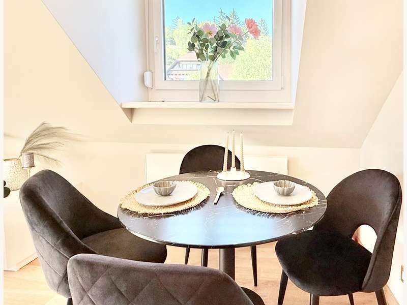 Dachgeschosswohnung in 9220  - 1