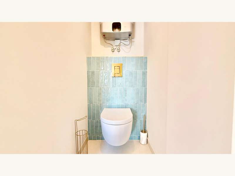 Dachgeschosswohnung in 9220  - 9