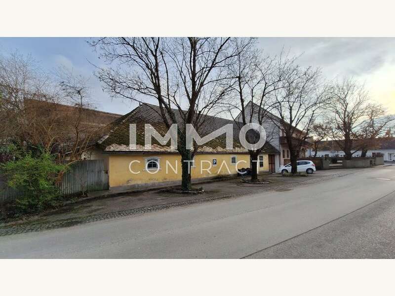 Mehrfamilienhaus in 3382  - 3