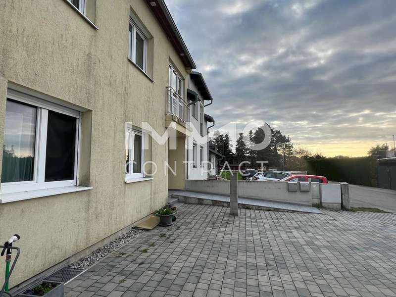 Mehrfamilienhaus in 7132  - 7