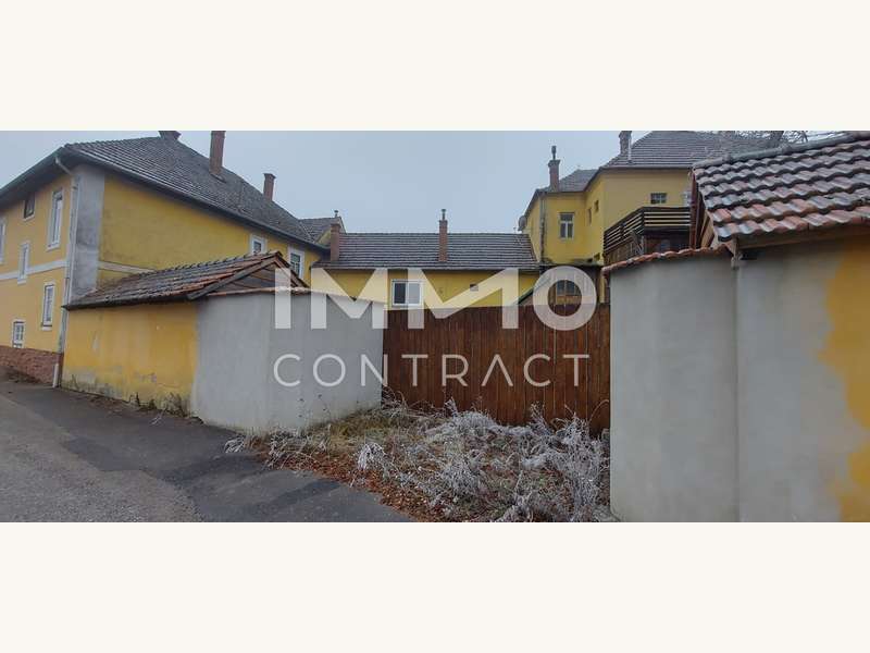 Haus in 3580  - 5