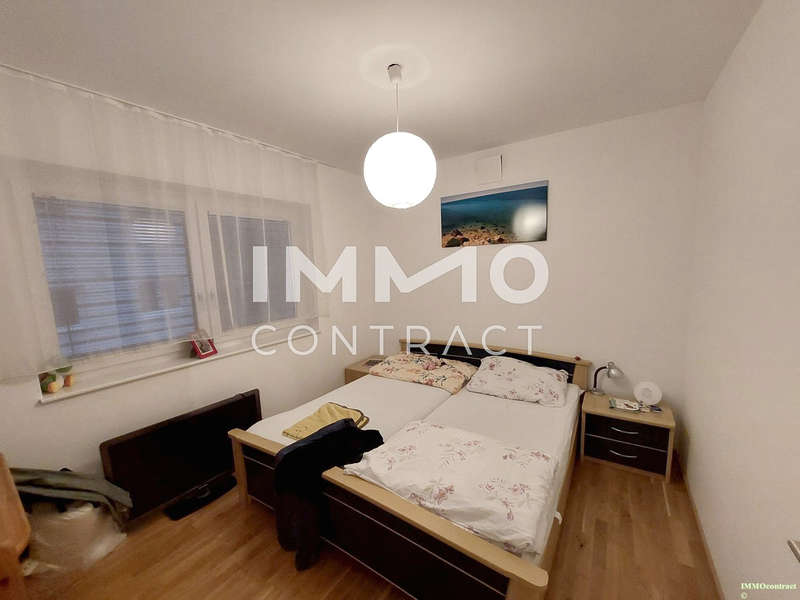 Dachgeschosswohnung in 4400  - 8