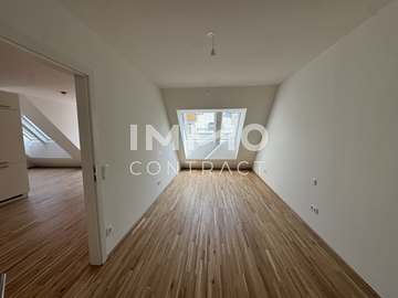 Dachgeschosswohnung in Wien