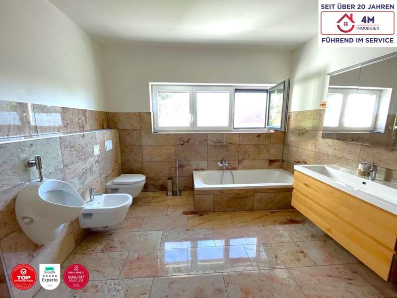 Badezimmer - Bild 21 von 24 Doppelhaushälfte in 2201 - 21