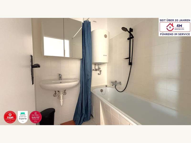 Badezimmer - Bild 6 von 8 Dachgeschosswohnung in 1100 - 6