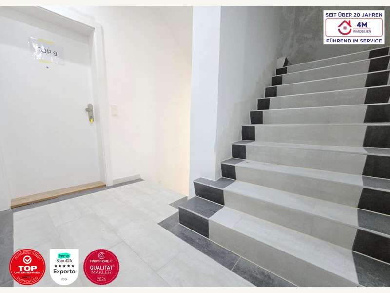 Stiegenhaus - Bild 9 von 12 Eigentumswohnung in 1170 - 9