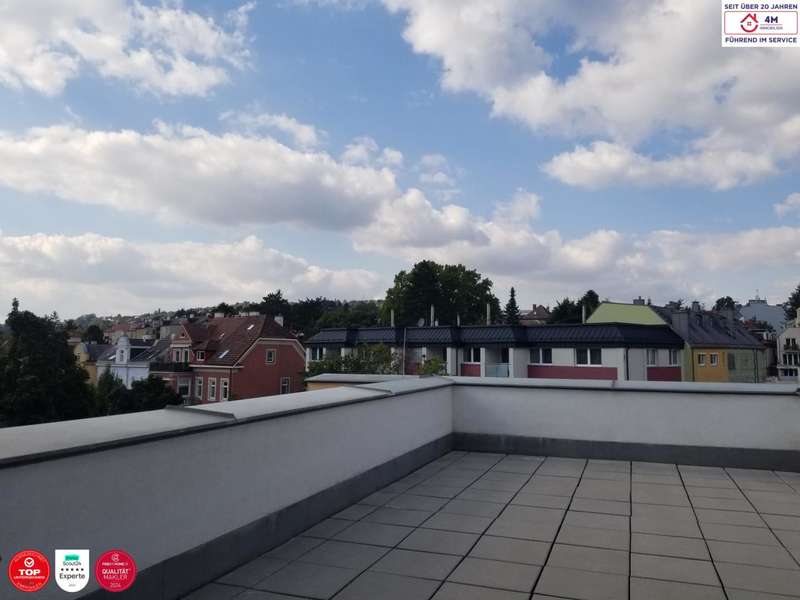 Dachgeschosswohnung in 3400  - 1
