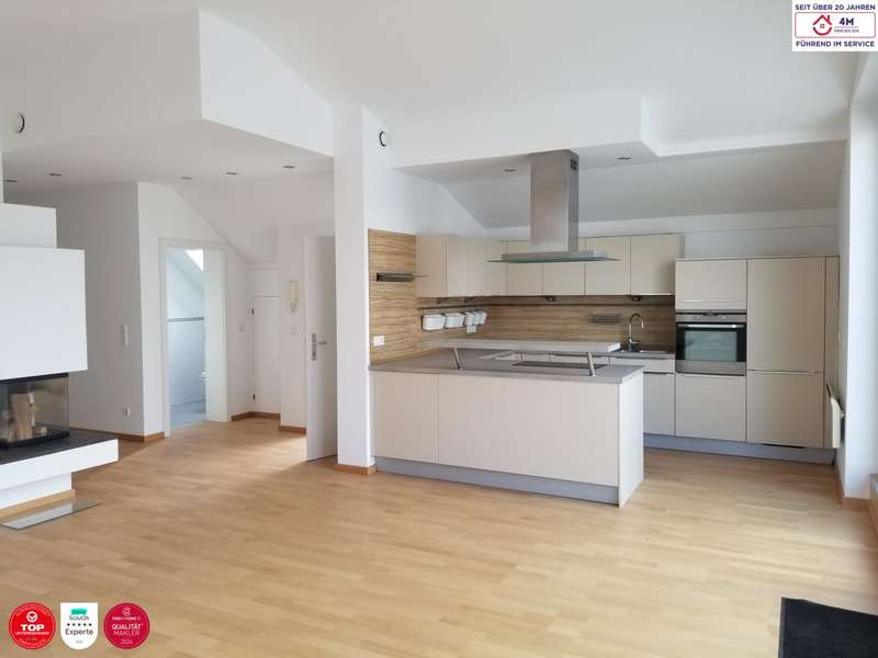 Dachgeschosswohnung in 3400  - 2