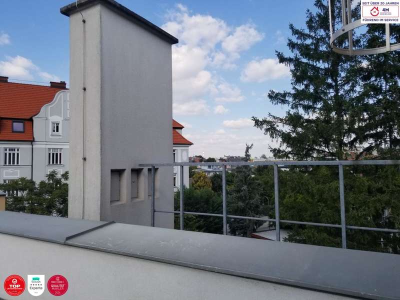 Dachgeschosswohnung in 3400  - 9