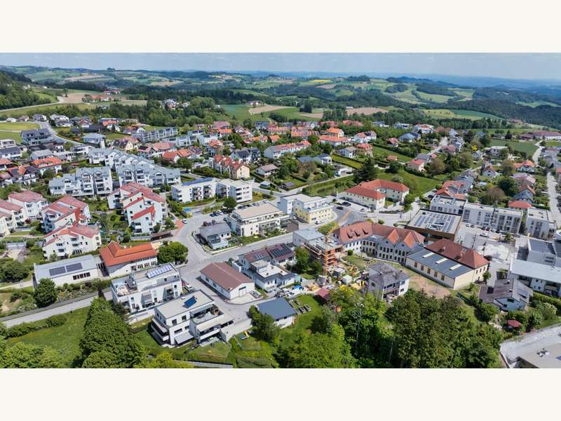 Dachgeschosswohnung in 4040  - 5