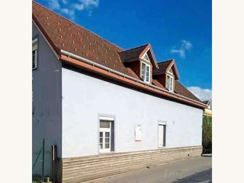 Mehrfamilienhaus in 8121  - 2