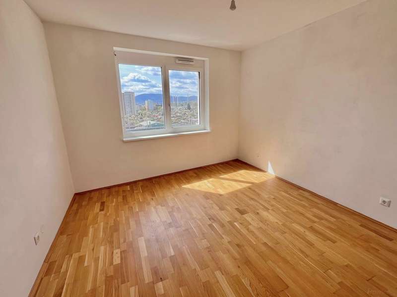 Penthouse in 8010  - 11