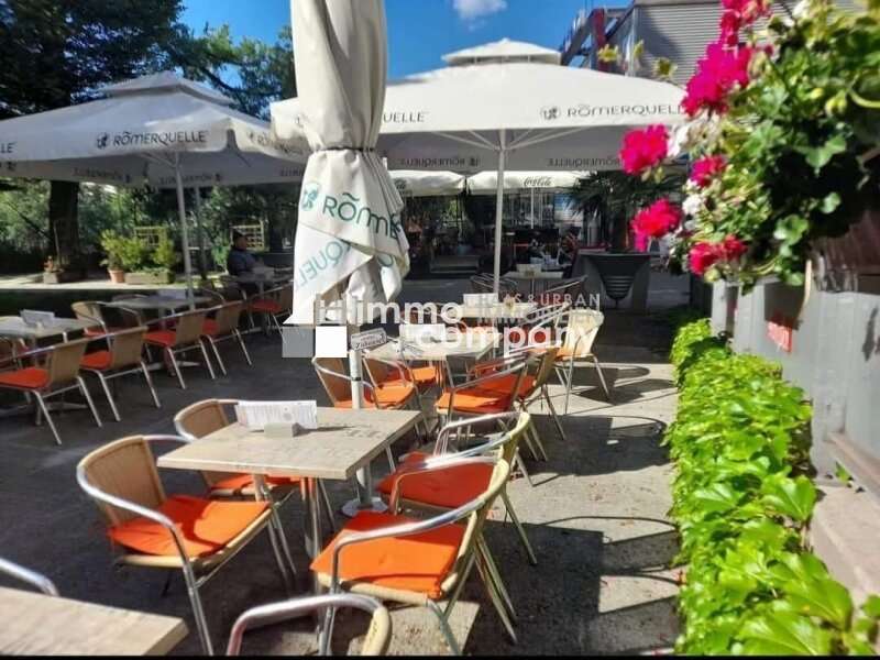 Cafe in 8700  - 8