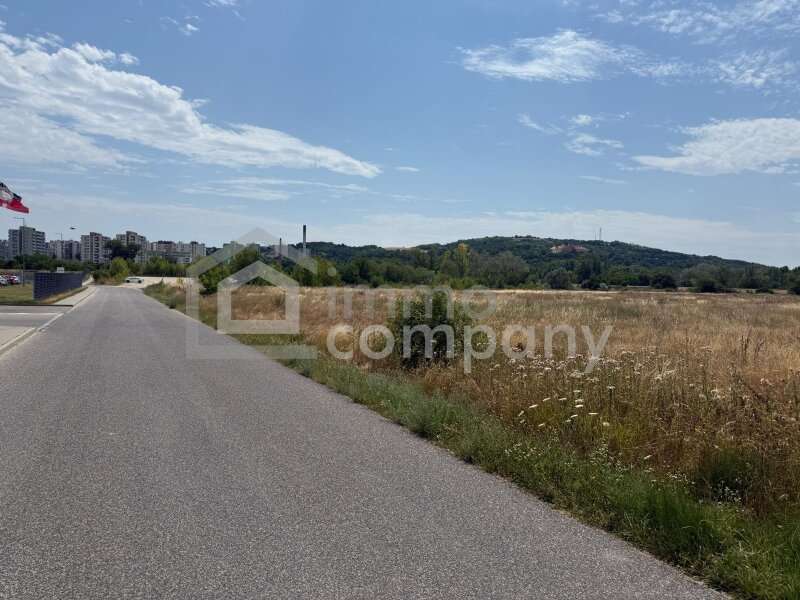 Hlohovec Gewerbebaugrund - Bild 1 von 10 Gewerbebaugrund in 92001 - 1
