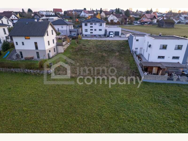 Baugrundstück in 4451  - 2