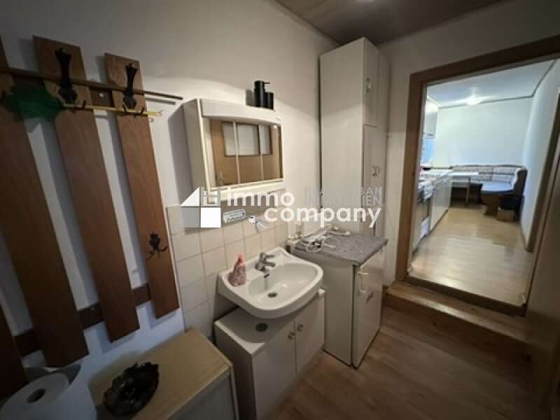 Haus in 3730  - 6