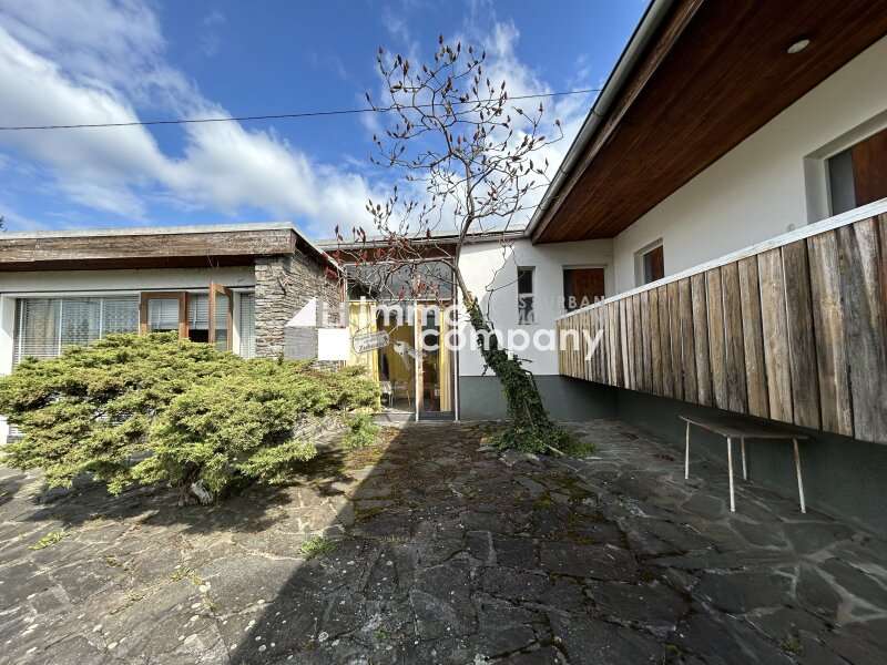 Haus in 9210  - 4