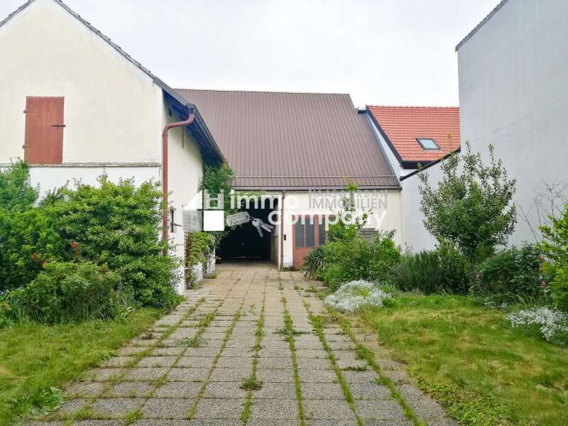 Mehrfamilienhaus in 2460  - 8