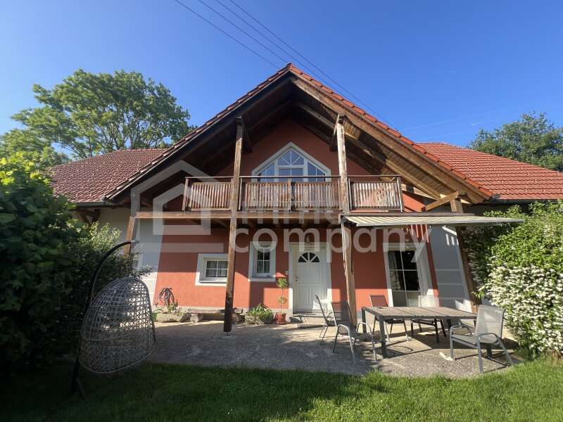 Zweifamilienhaus in 4731  - 1