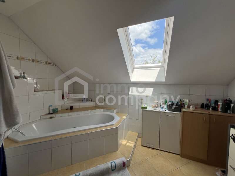 Zweifamilienhaus in 4731  - 7