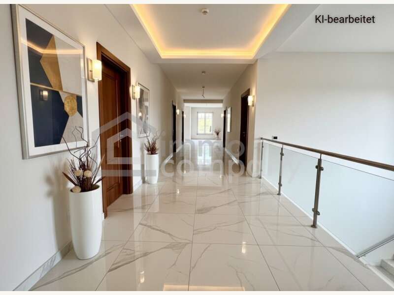 Villa in 90043  - 11