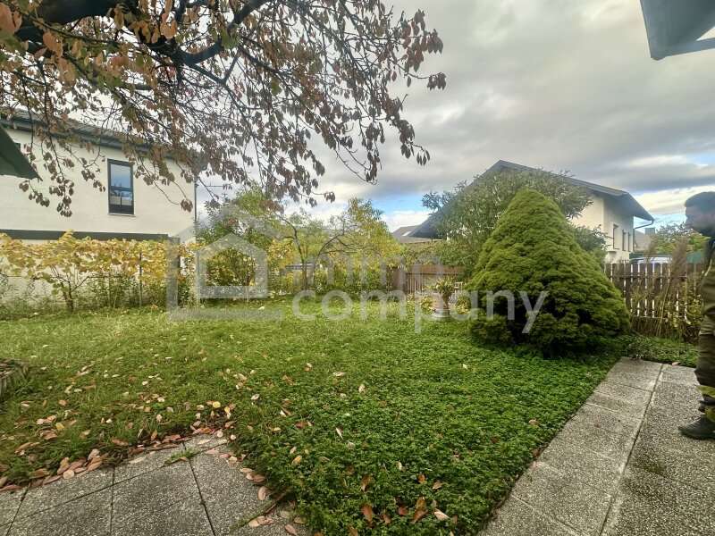 Einfamilienhaus in 2522  - 27