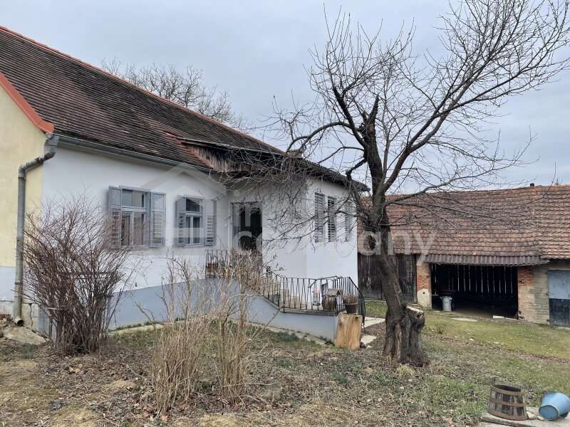 Einfamilienhaus in 7540  - 8