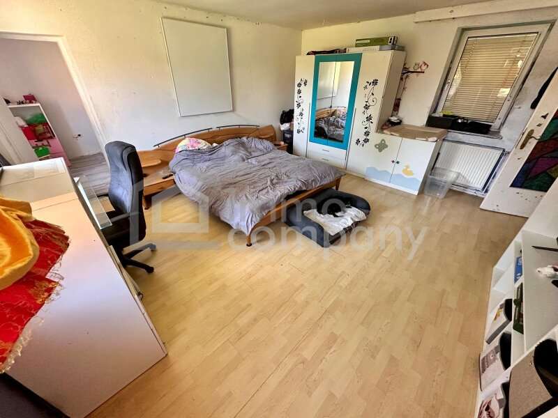 Zimmer - Einfamilienhaus Herzogbirbaum - Bild 10 von 12 Einfamilienhaus in 2002 - 10