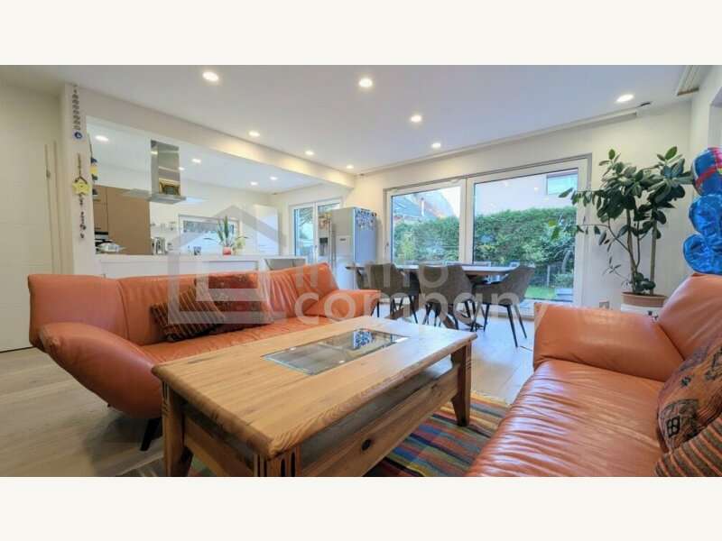 Einfamilienhaus in 6845  - 6