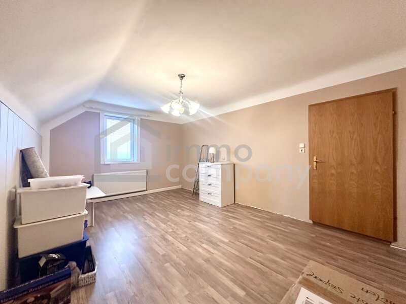 Gerasdorf bei Wien Einfamilienhaus - Bild 2 von 24 Einfamilienhaus in 2201 - 2