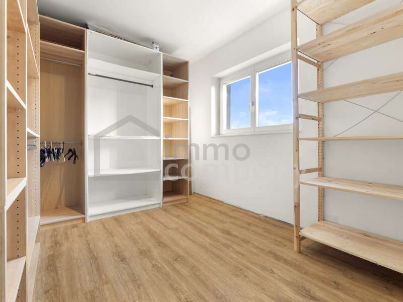 OG Zimmer - Doppelhaushälfte Himberg - Bild 8 von 25 Doppelhaushälfte in 2325 - 8