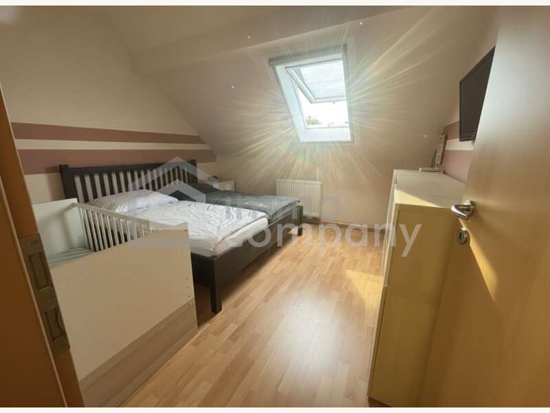 Schlafzimmer OG - Bild 8 von 13 Einfamilienhaus in 2291 - 8