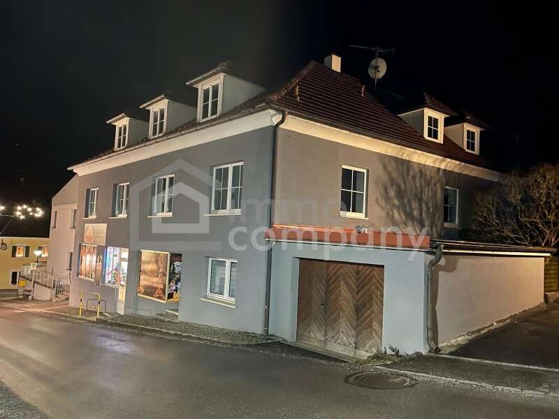 Mehrfamilienhaus in 3661  - 1