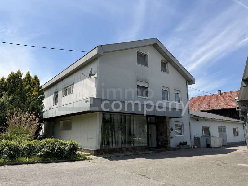 Zweifamilienhaus in 4632  - 1