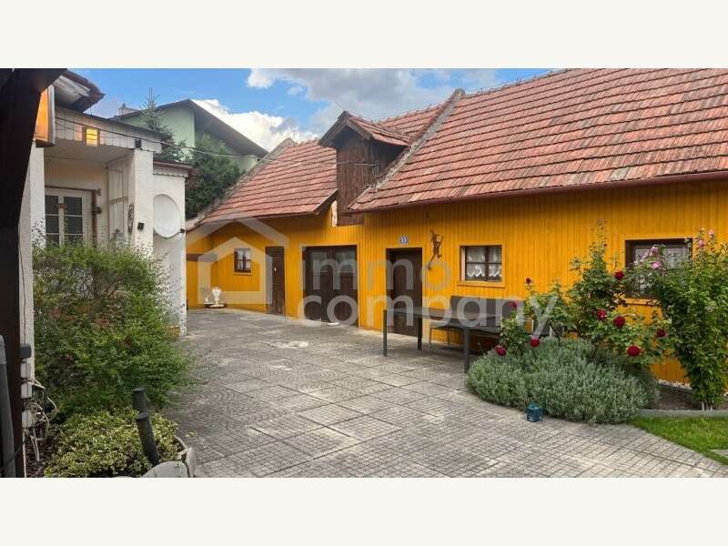 Einfamilienhaus in 2732  - 8