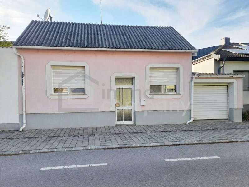 Haus Strassenseite - Bild 3 von 16 Haus in 7122 - 3