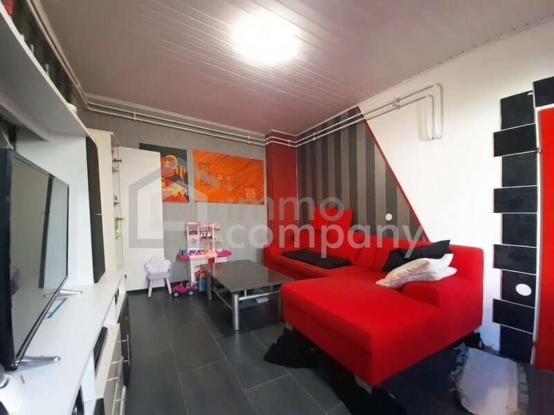 Wohnzimmer - Bild 6 von 16 Haus in 7122 - 6