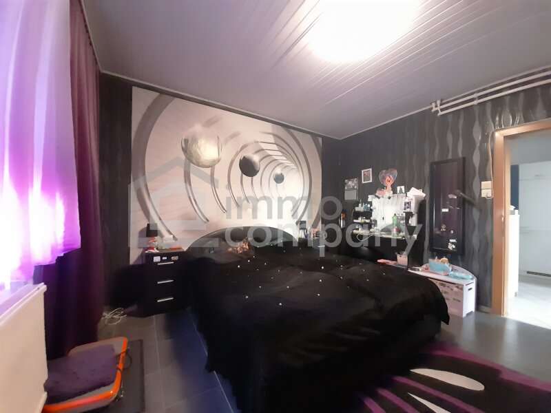 Schlafzimmer - Bild 7 von 16 Haus in 7122 - 7