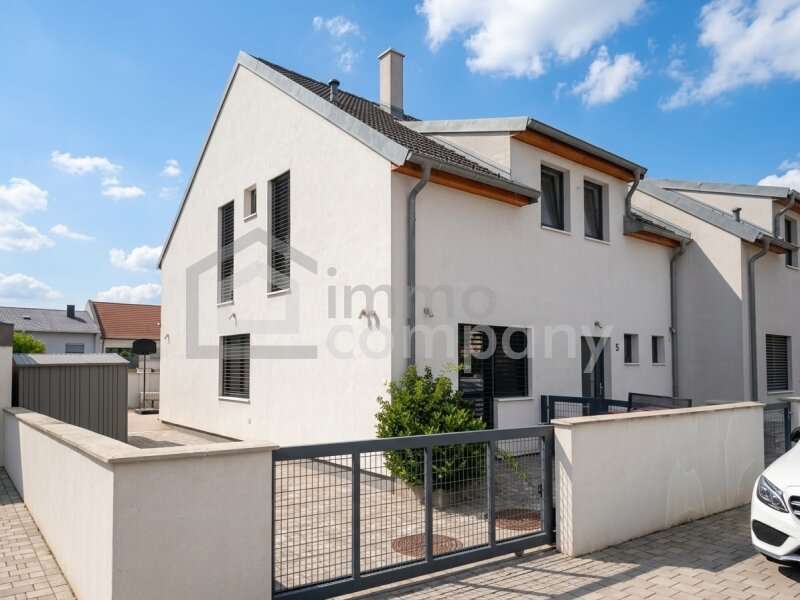 Außenansicht - Bild 1 von 8 Einfamilienhaus in 7100 - 1