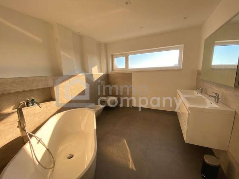 Badezimmer 1 EG - Bild 5 von 16 Einfamilienhaus in 2241 - 5