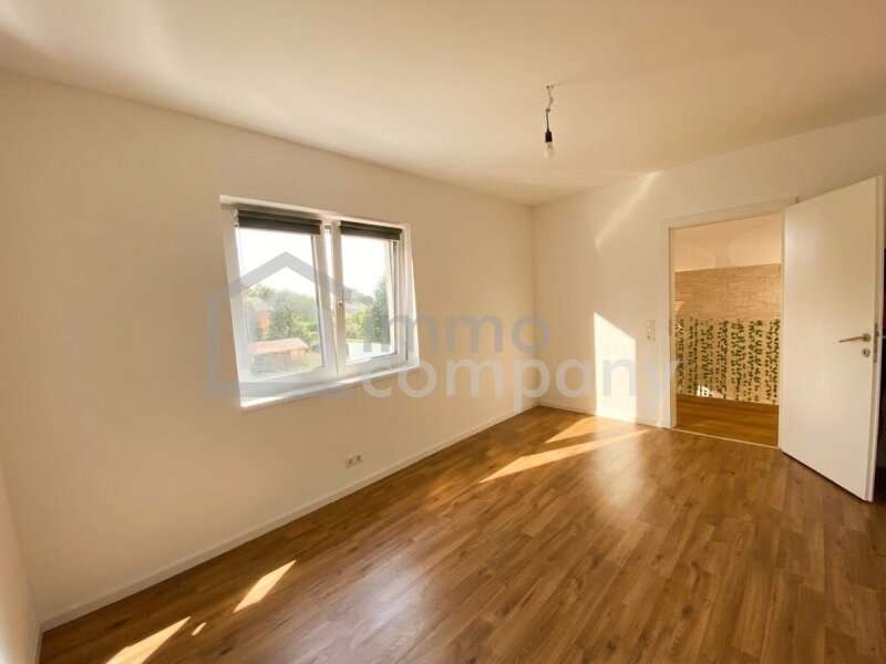 Zimmer 2 OG - Bild 9 von 16 Einfamilienhaus in 2241 - 9