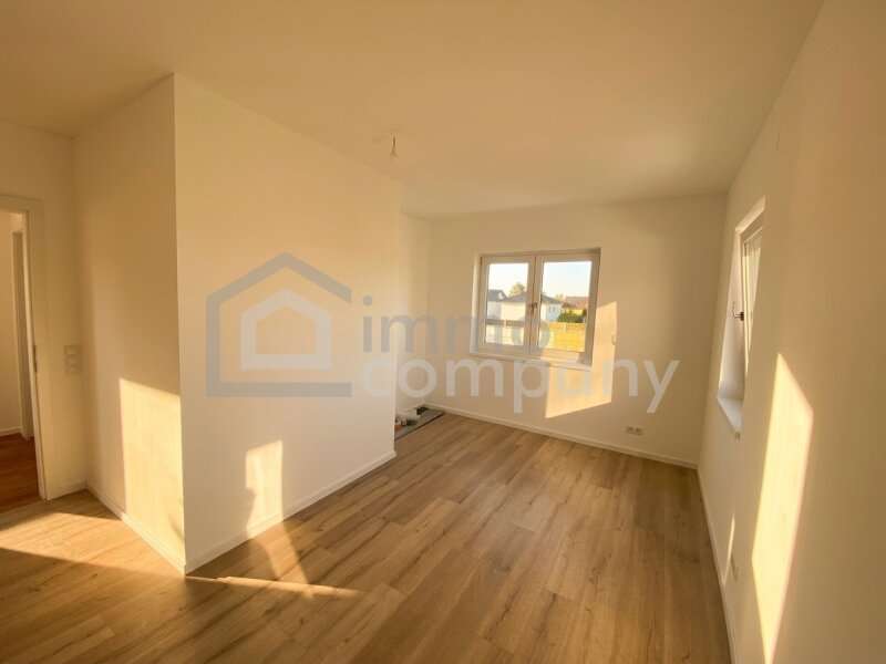 Zimmer 4 OG - Bild 11 von 16 Einfamilienhaus in 2241 - 11