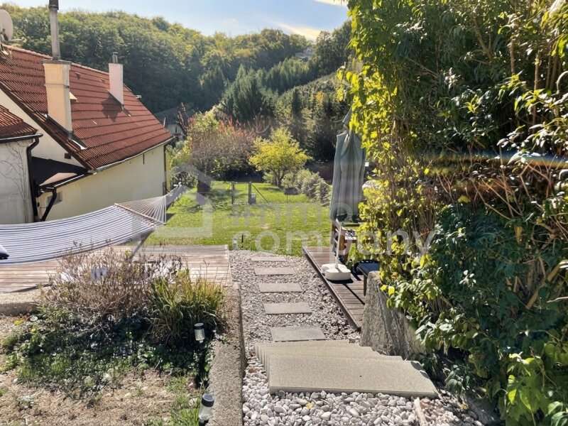 Garten - Einfamilienhaus Wiesen - Bild 2 von 15 Einfamilienhaus in 7203 - 2