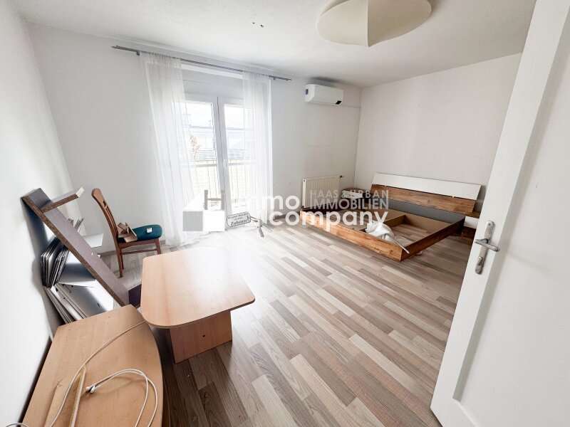Dachgeschosswohnung in 2500  - 1