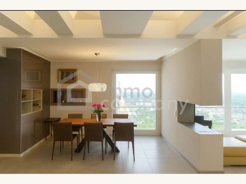 Penthouse in 1037  - 2