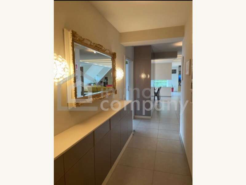 Penthouse in 1037  - 6