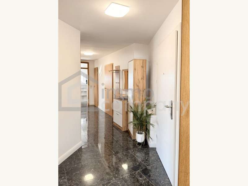 Eigentumswohnung in 2700  - 4