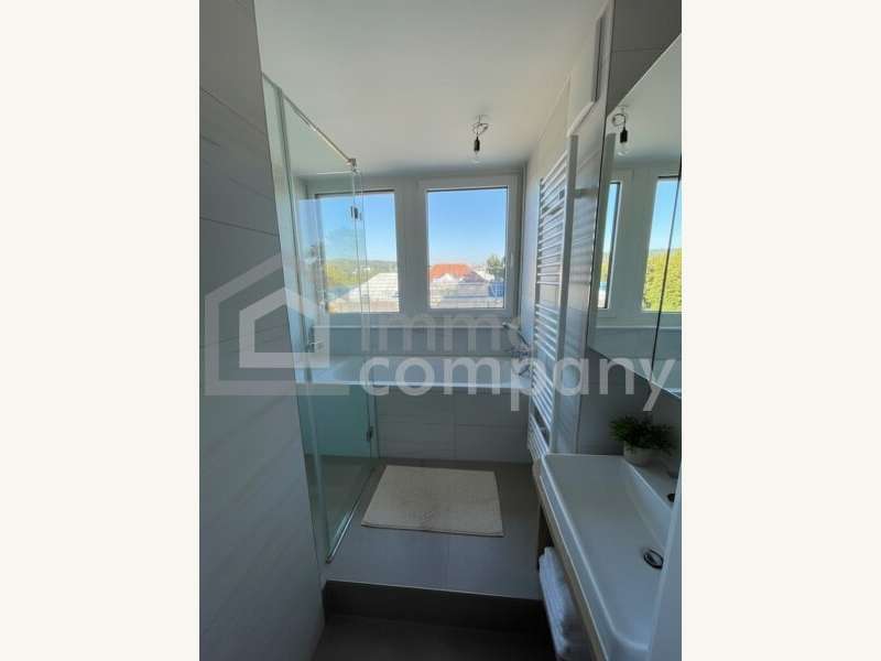 Dachgeschosswohnung in 1210  - 8