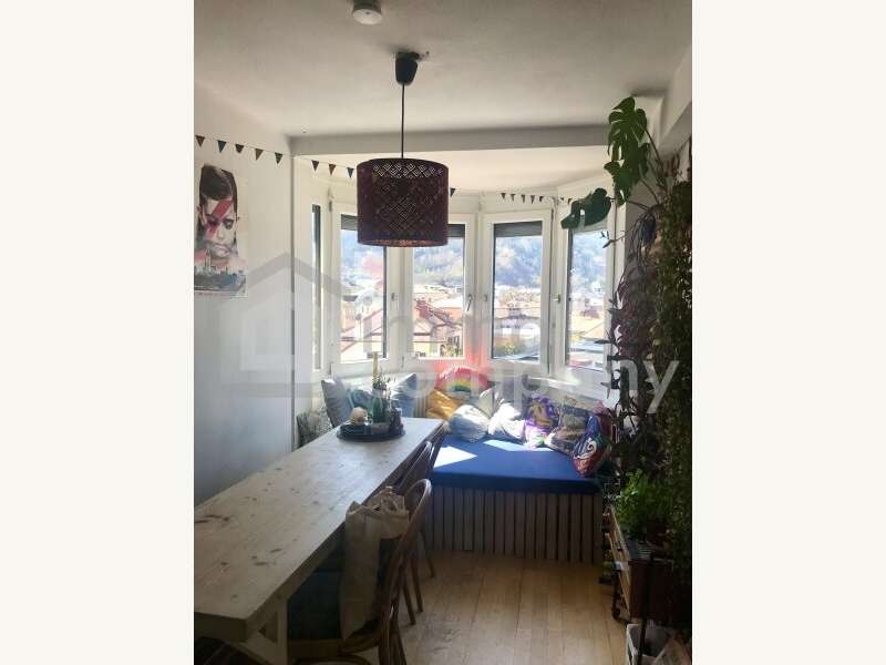 Dachgeschosswohnung in 6020  - 2